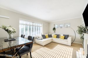Sitting Room- click for photo gallery